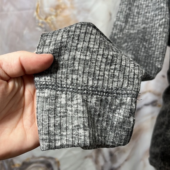 Laura Ashley Long Sleeve Feeling Good Gray and Pink Size L - Picture 3 of 12